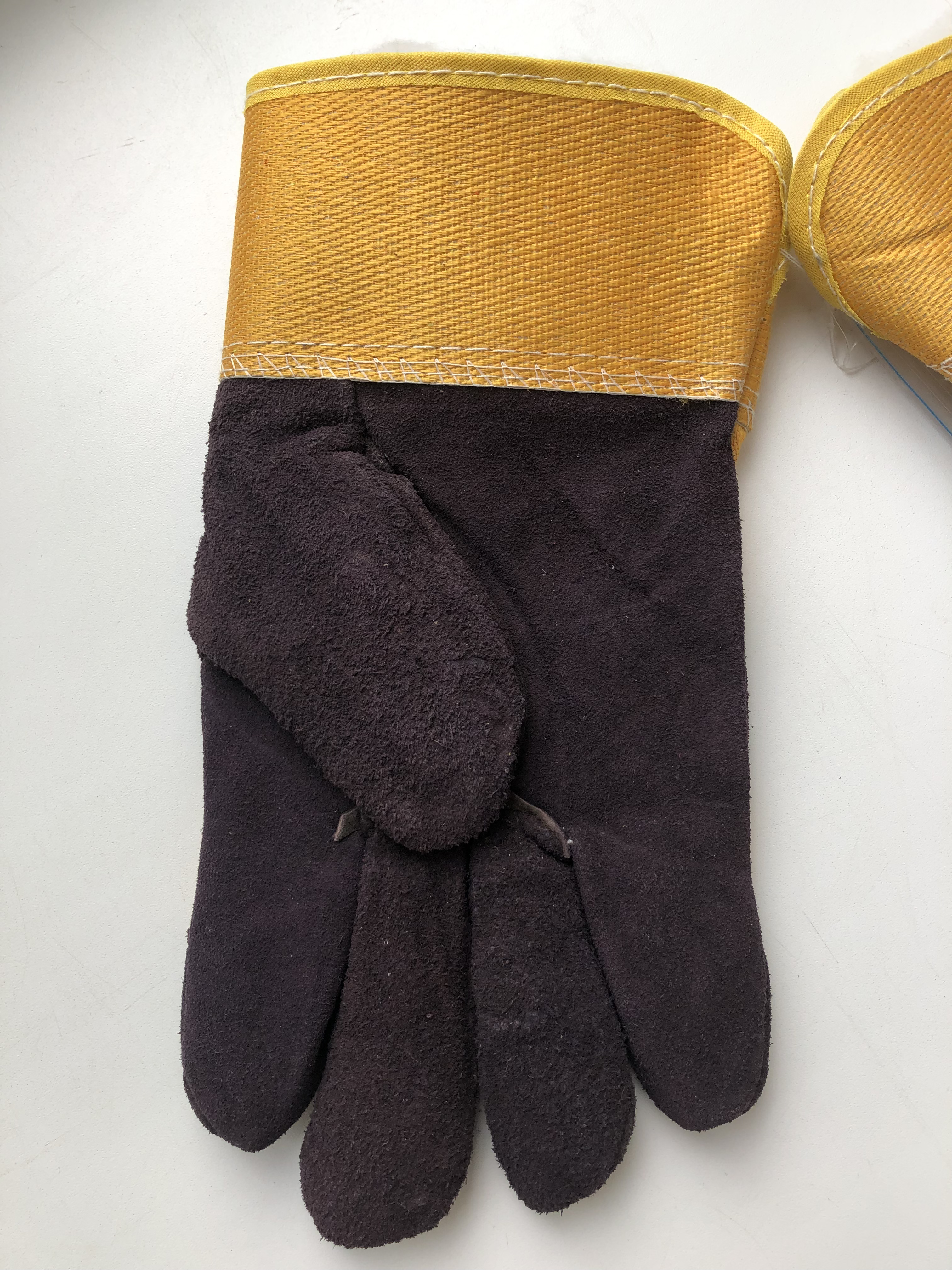 Перчатки утепленные спилковые комбинированные «Ангара»